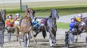 Watts Up Partytime winning the 2025 Great Southern Star