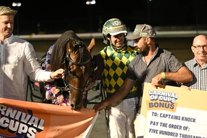 Captains Knock with connections after winning Friday's Murray Cup.